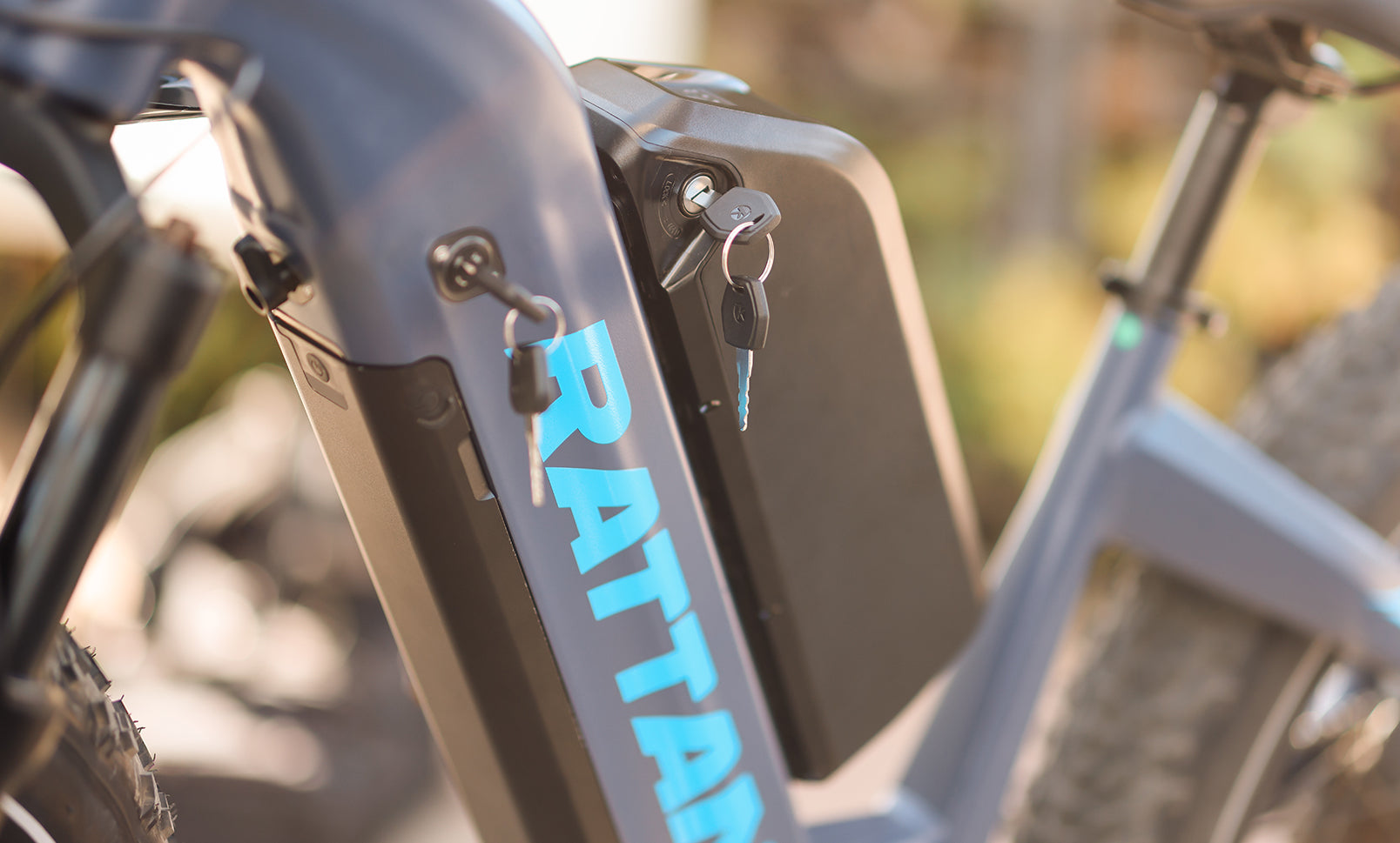 Ebike Tip: Why Does Your Battery Spark When You Insert the Key into the Charging Port?