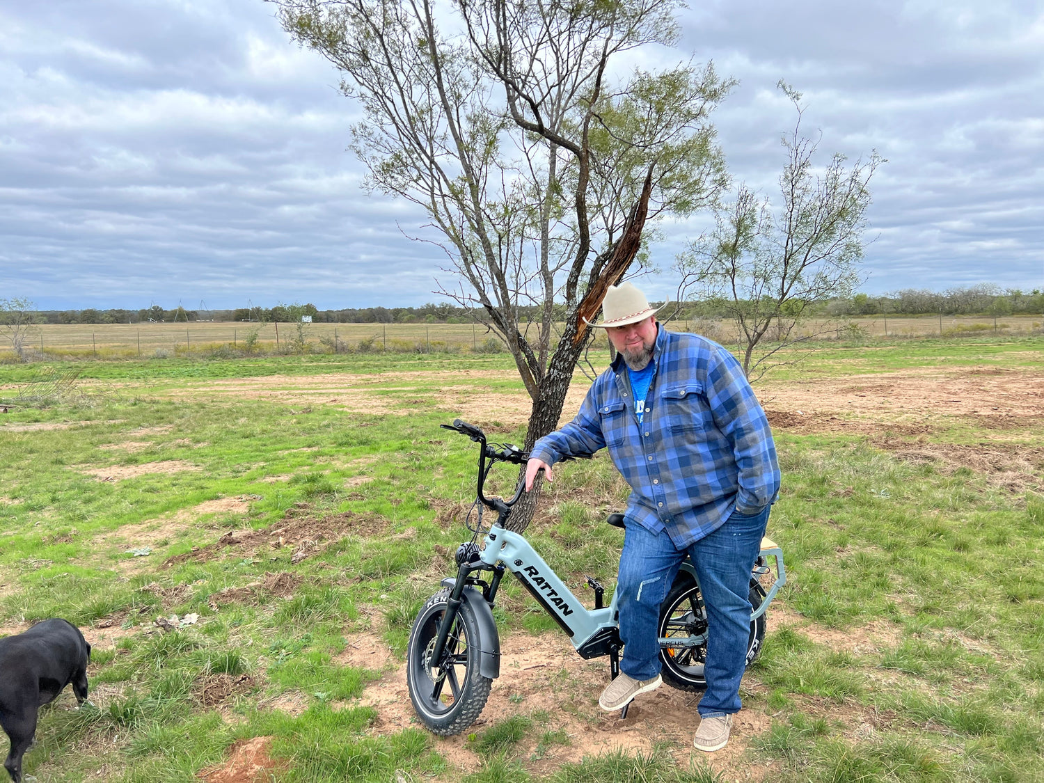 Why More and More Middle-Aged and Seniors Are Falling in Love with E-Bikes