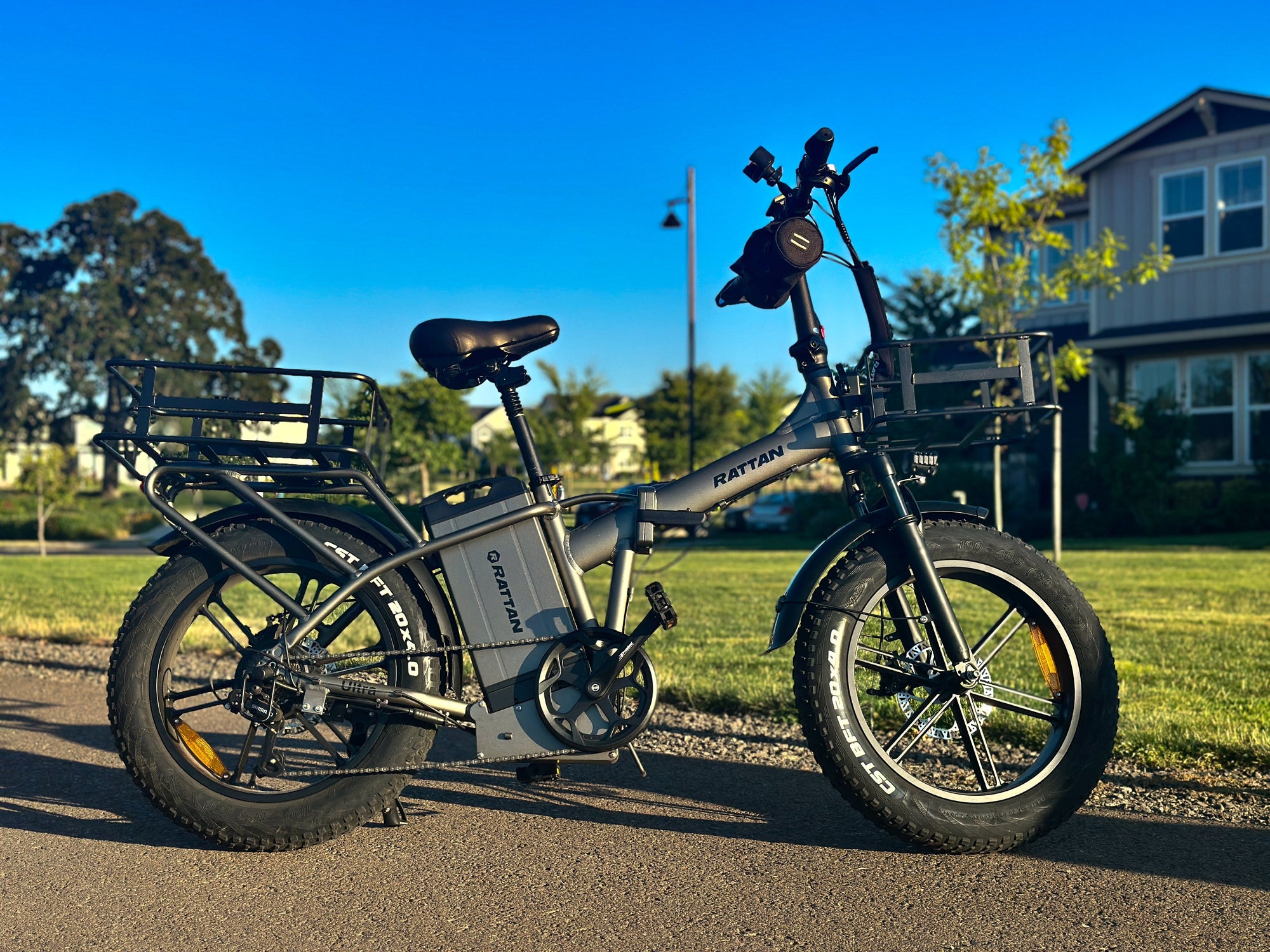 Fat Tire E-Bikes vs City E-Bikes: Which One Fits Your Lifestyle?